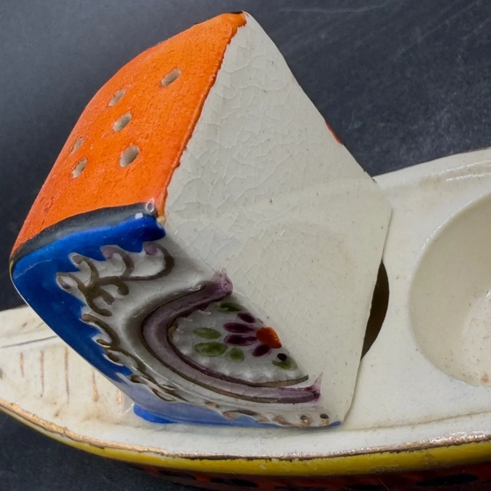 Meiko Vintage Hand Painted Ceramic Gondola Ship Boat Salt & Pepper Shaker, Japan